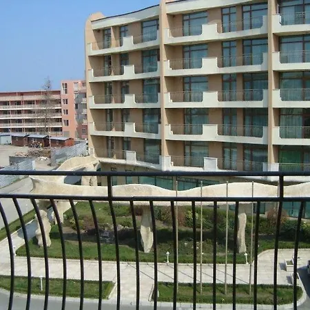 Menada Forum Apartment Sunny Beach